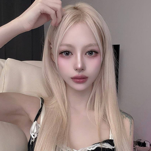 김새론
